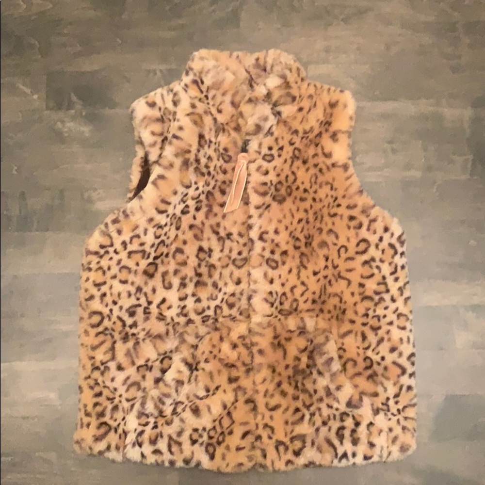 Cutest coziest vest EUC